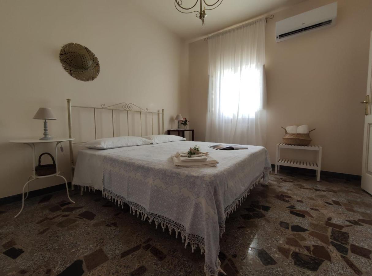 Villa Residenza "I Tre Carrubi " Fasano Exterior foto